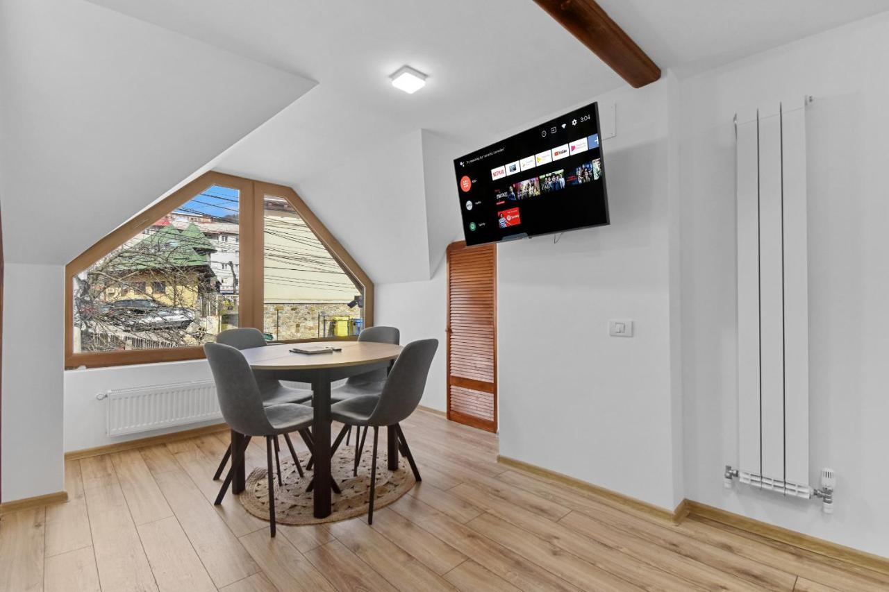 Two Bedrooms Hytta Apartment Sinaia Exteriér fotografie