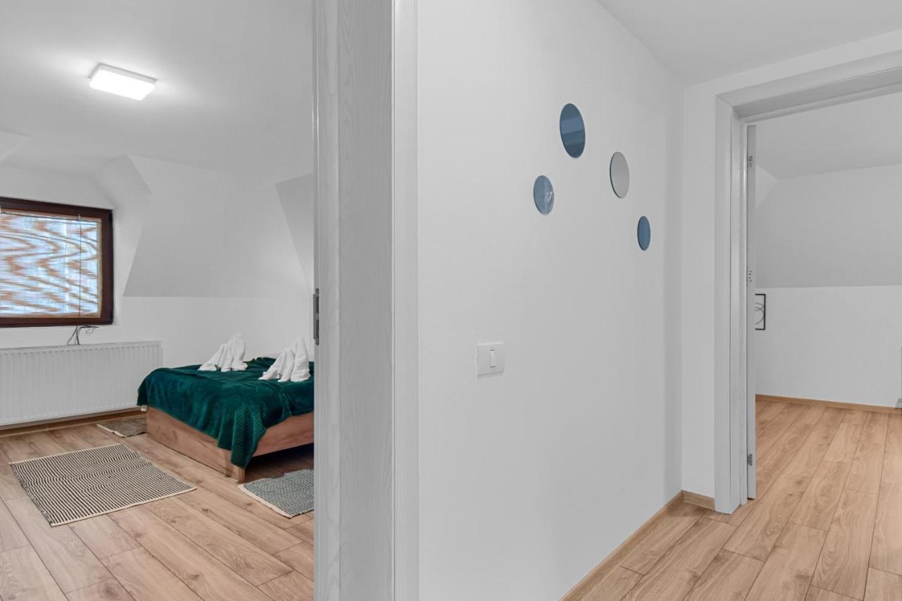 Two Bedrooms Hytta Apartment Sinaia Exteriér fotografie
